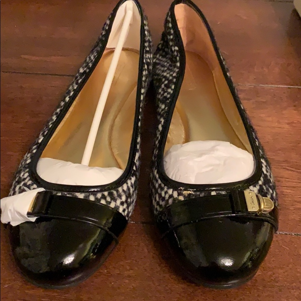 Brand new in box Coach Delphine tweed flats